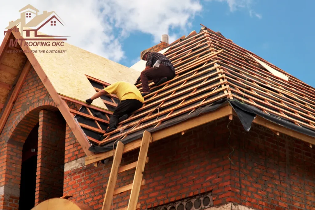 What's the Difference Between a Roofing Contractor and a General Contractor 1 roofing contractors
